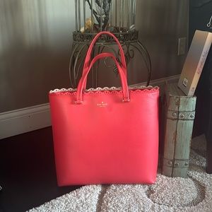 Extra large, authentic Kate Spade Handbag 👜